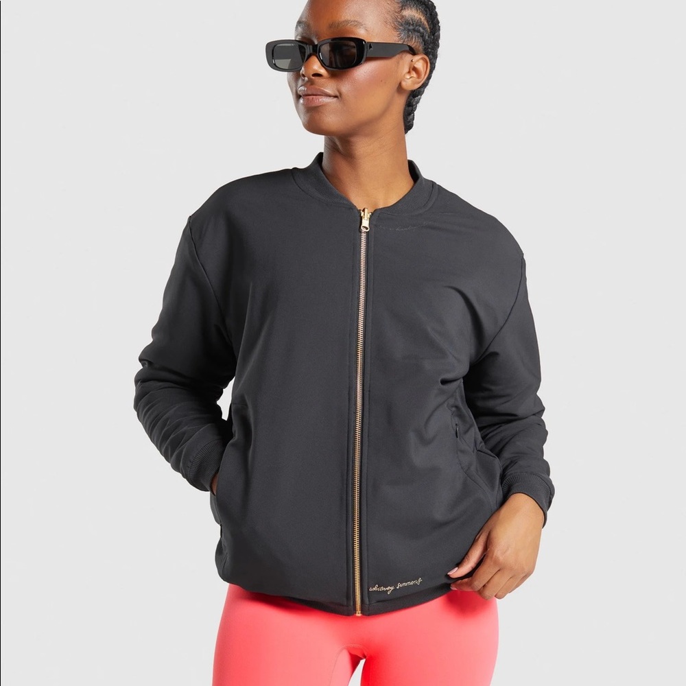 ❌SOLD NWT WHITNEY SIMMONS GYMSHARK JACKET
